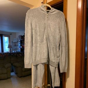 Soma hoodie and capri set